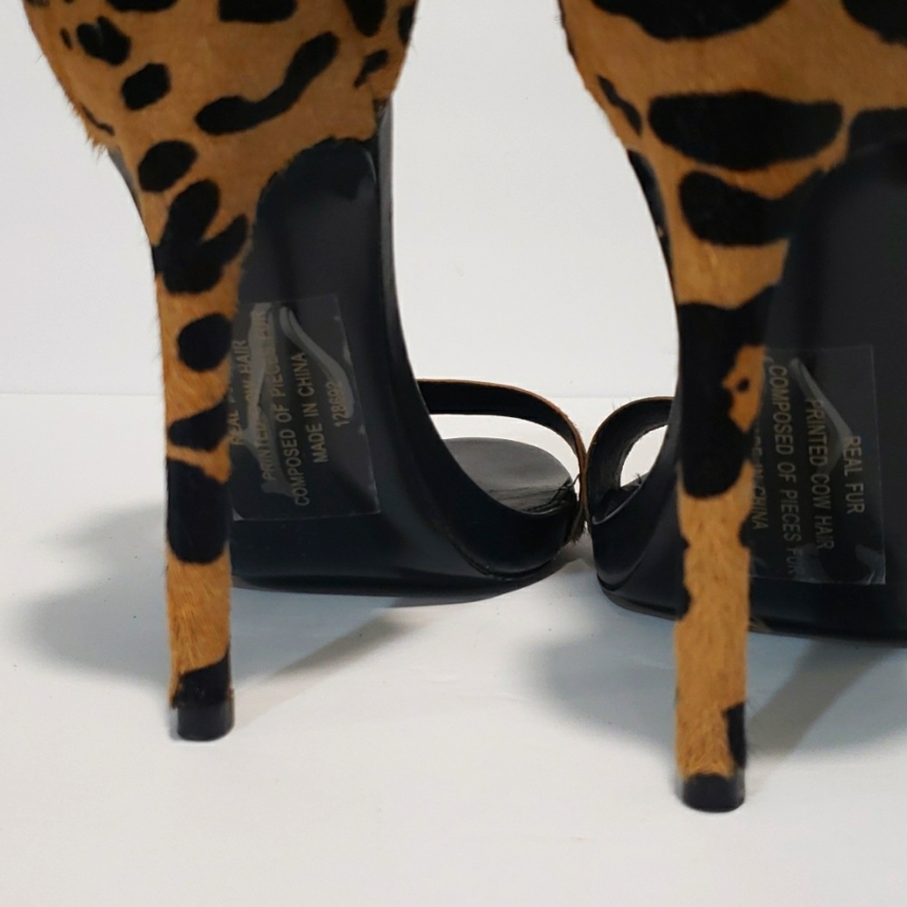 Animal print heels - Picture 5 of 8